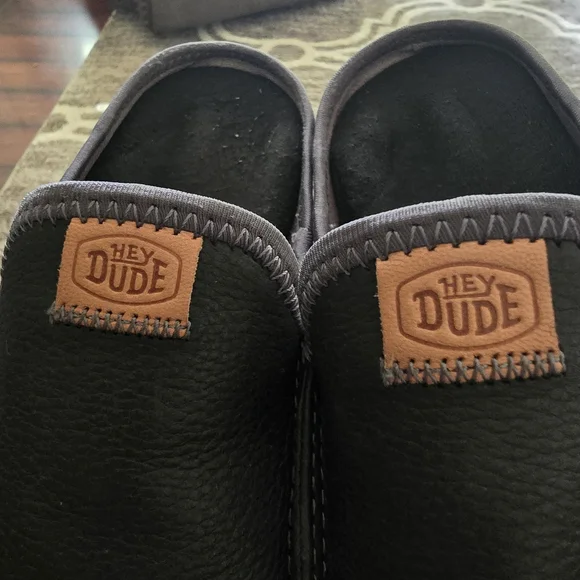 Womens Hey Dude Slides. Black. Footie worn over insert both times I wore them. - Picture 3 of 5